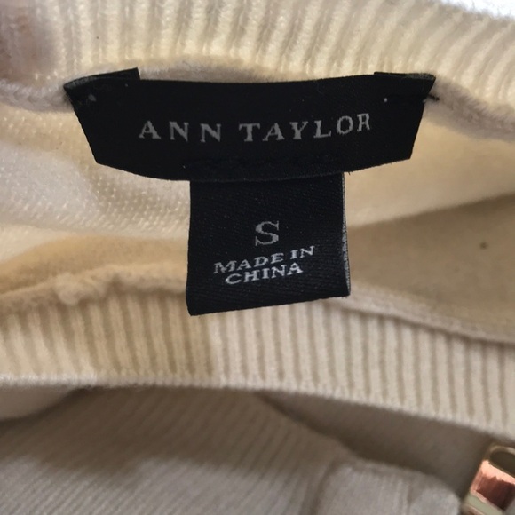ANN Taylor cream wool blend sweater with vegan leather sleeves sz Small - Picture 7 of 9